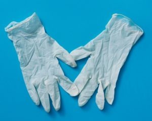 DISPOSABLE GLOVES